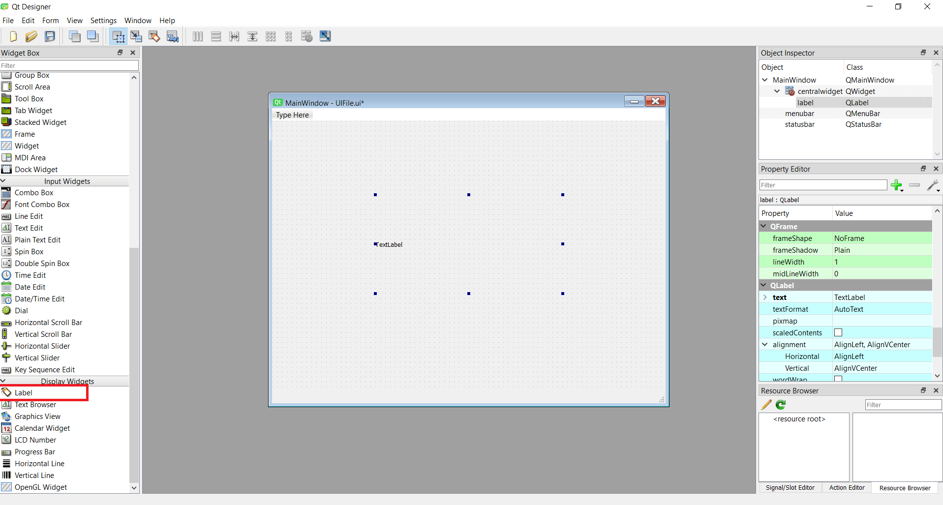 MainWindow with a single QLabel added